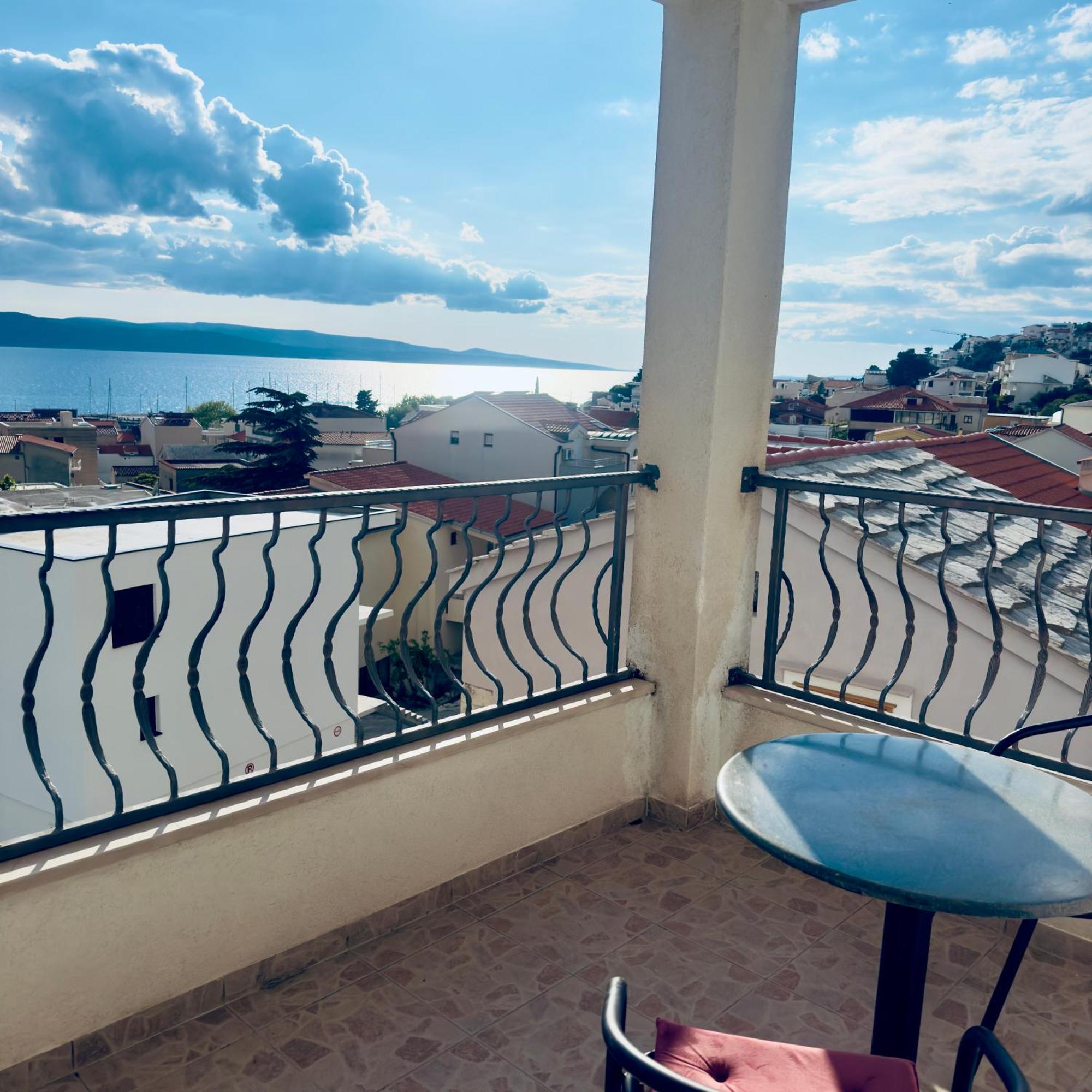 Apartments Larus Baška Voda Zimmer foto